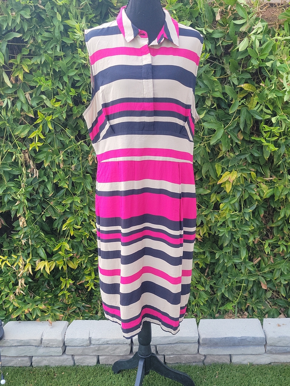 LK Bennett Sleeveless Pink Stripe Midi Dress With Pockets 16